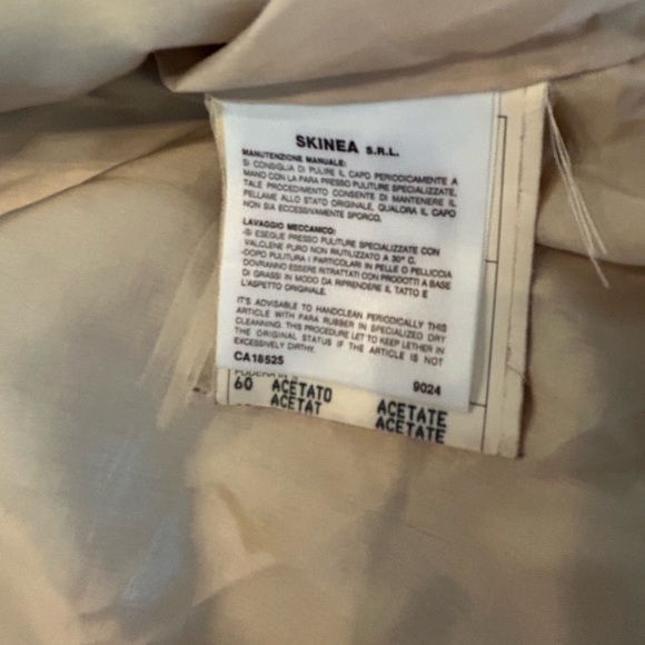 Rare Vintage Georgio Armani Designer Italian Leather Cream Jacket Sz 42 35 waist - Picture 12 of 17